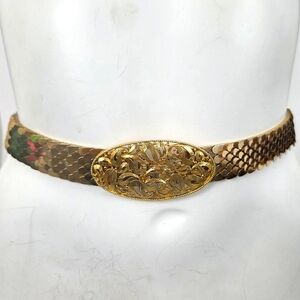 Vintage 70s Filagree Statement Belt Stretch Mermaid Scales Metal Gold Tone Glam